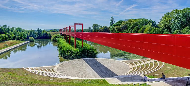 Die große Achse von Cergy-Pontoise